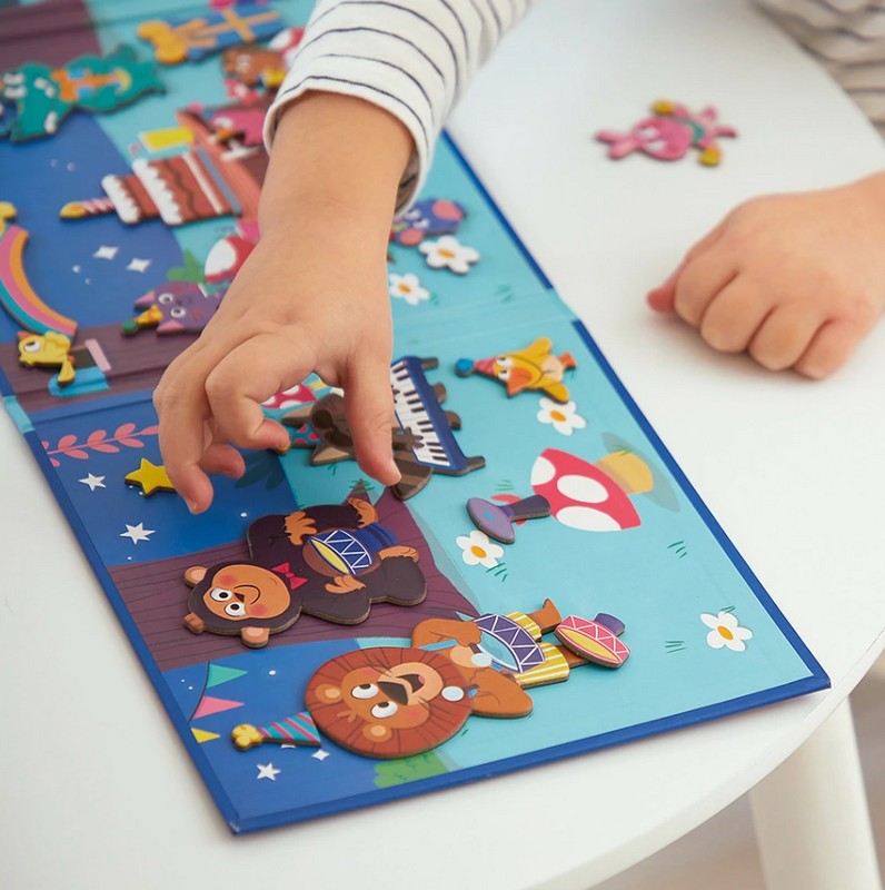 Libro magnetico per bambini a tema festa degli animali con 30 magneti, adatto dai 3 anni in su
